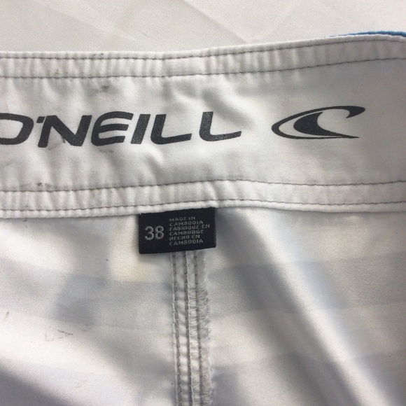 O’Neill board shorts - Picture 3 of 6